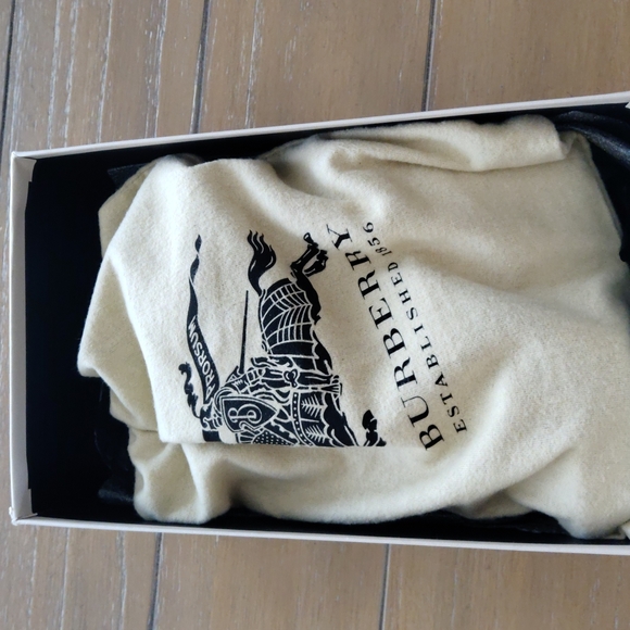 Burberry ♥️ platforms - Picture 3 of 12